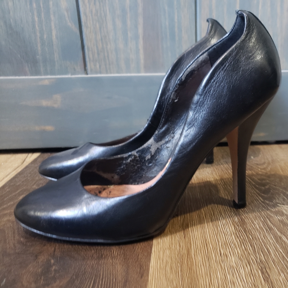 Womens shoes